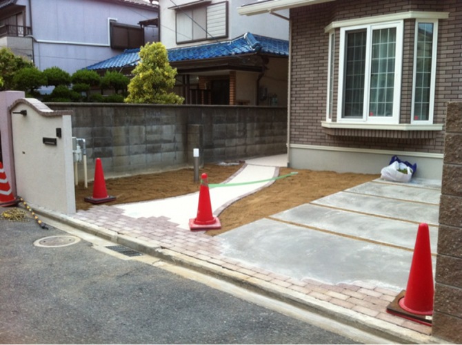 アプローチ施工例 – B様邸