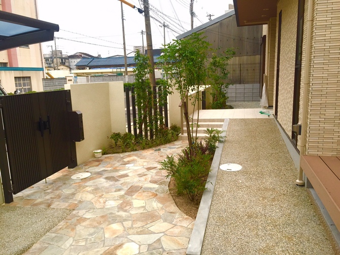 アプローチ施工例 – L様邸